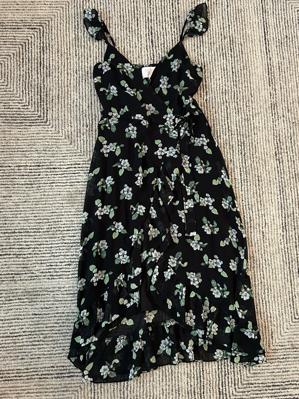 Audrey Parks For Francesca’s Black Floral Midi Wrap Dress Size Small Coquette
